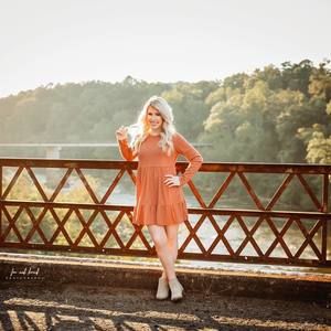 Meet your Posher, Brooke